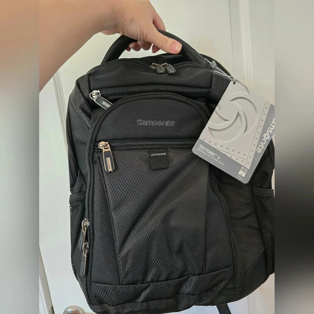Samsonite Tectonic 2 Medium Laptop Backpack NWT